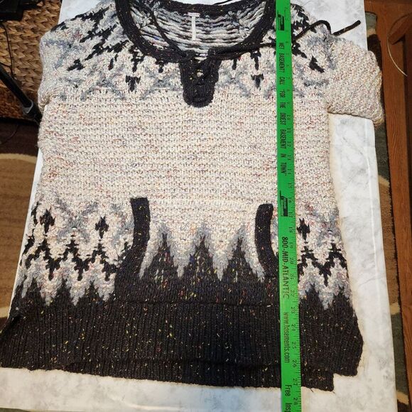 Free People Love Bug Fair Isle Lace Up Pullover Wool Blend Sweater Size Medium - Picture 9 of 12